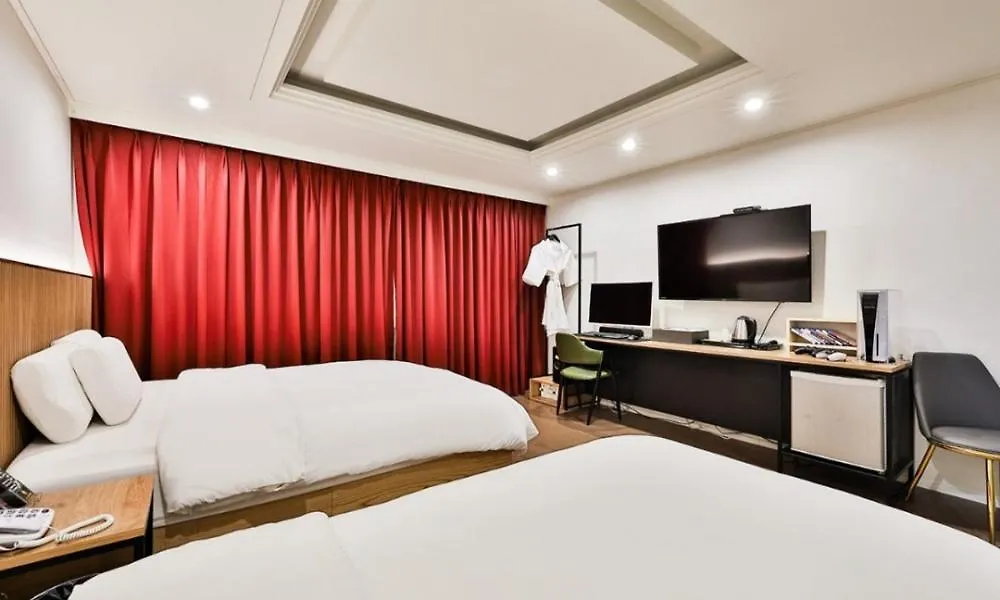 Beyond Hotel Incheon 0*,  South Korea